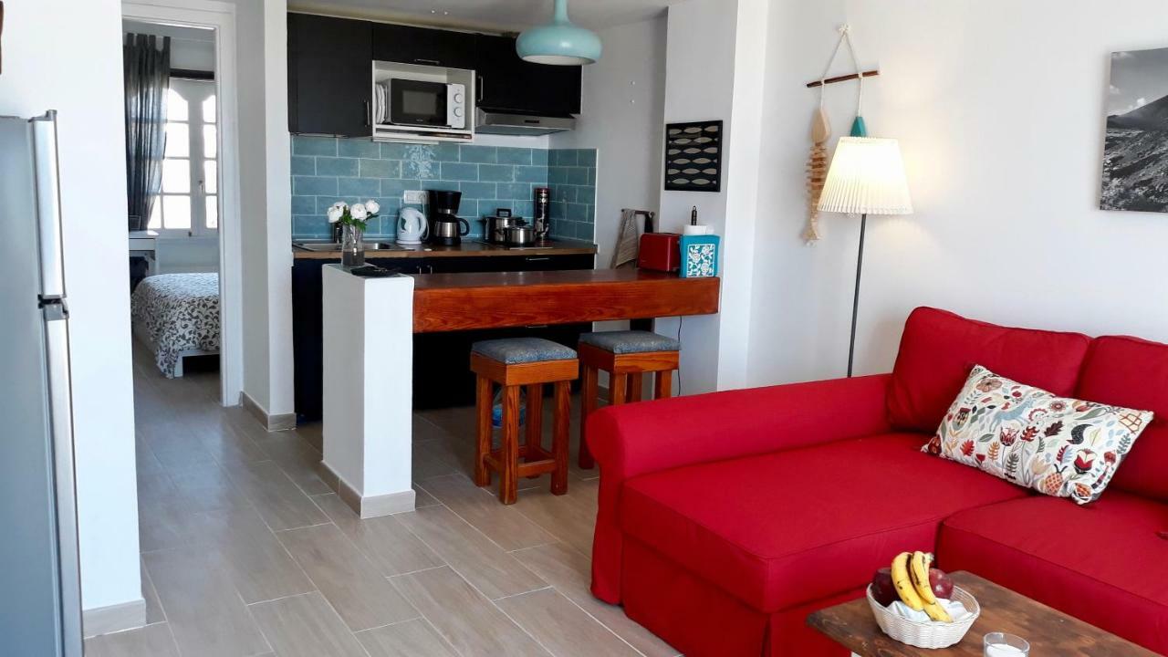 קוסטה טגוויסה Aqua Apt Sunrise & Sea Views מראה חיצוני תמונה